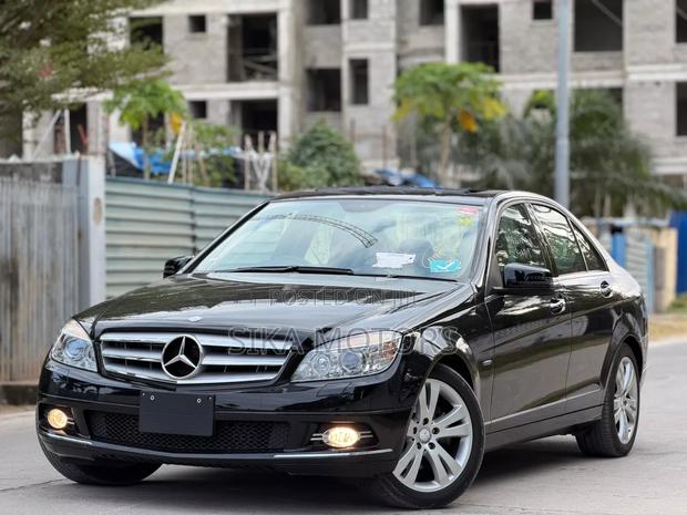Mercedes-Benz C-Class 2014 Black