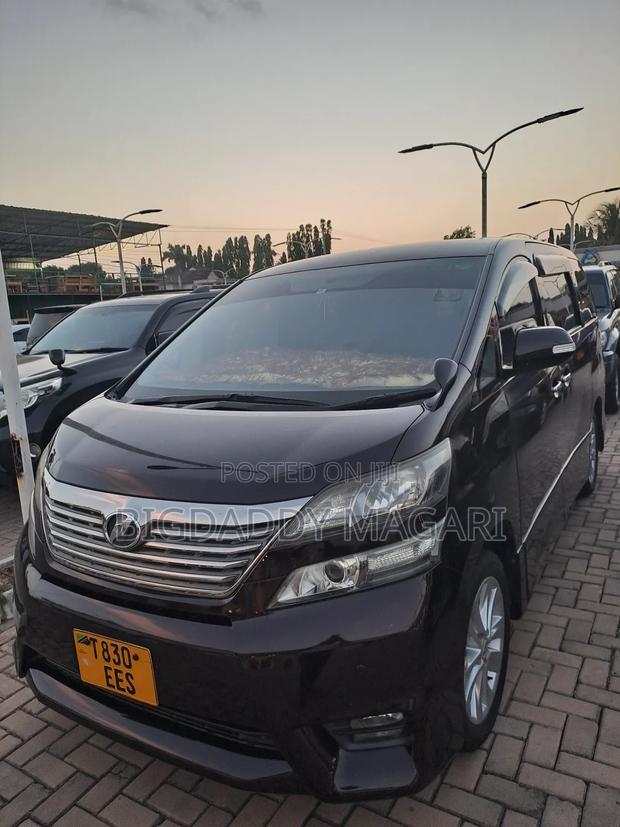 Toyota Vellfire 2009 Black
