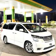 Toyota Vellfire 2010 White for sale