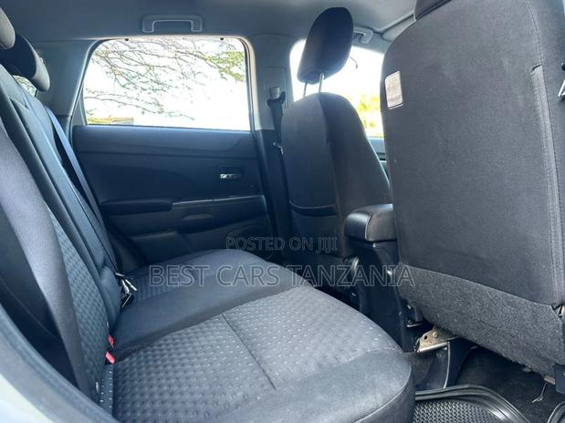 Mitsubishi RVR 2010 White
