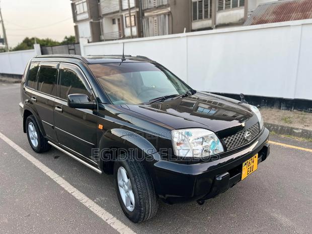 Nissan X-Trail 2001 Black