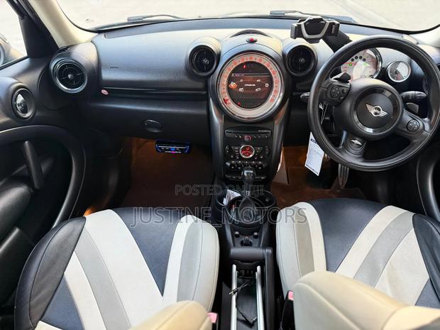 Mini Cooper 2012 Black