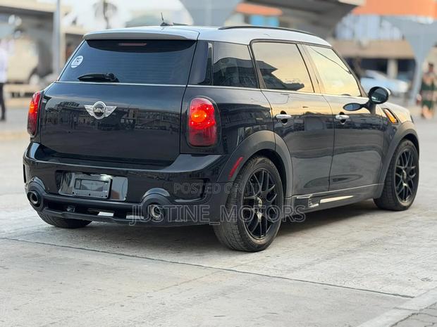 Mini Cooper 2012 Black