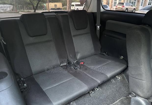 Toyota Wish 2005 Gray