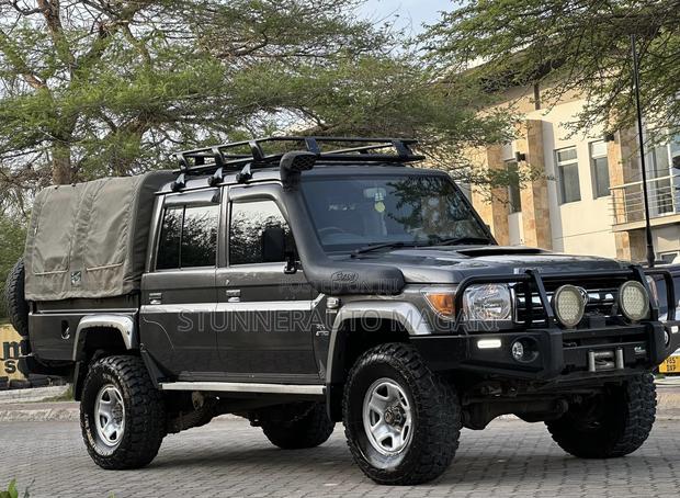 Toyota Land Cruiser 2018 Green