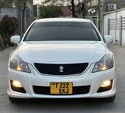 Toyota Crown 2010 White for sale
