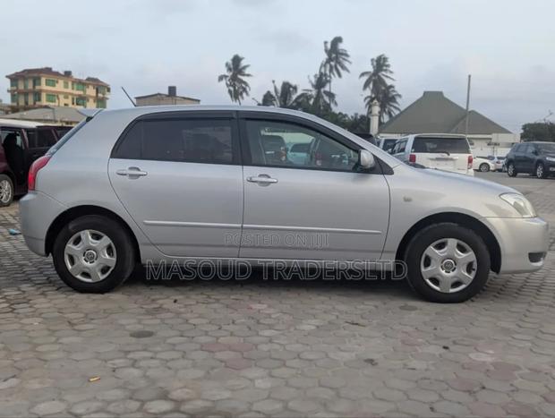 Toyota Corolla RunX 1.5 X AWD 2003 Silver