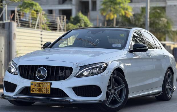 Mercedes-Benz C-Class 2014 White