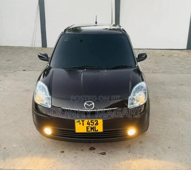 Mazda Verisa 2010 Black