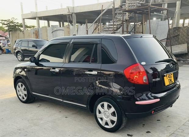 Mazda Verisa 2010 Black