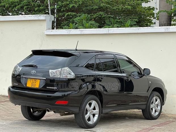 Toyota Harrier 2005 Black