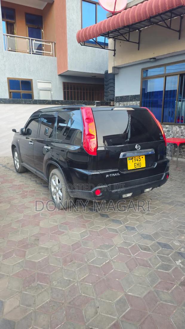 Nissan X-Trail 2010 Black