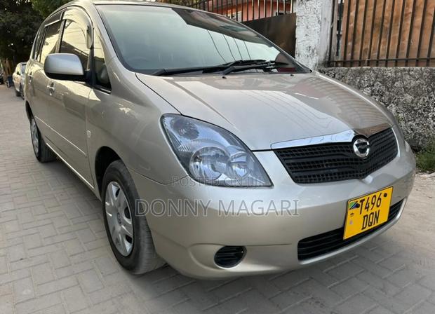 Toyota Corolla Spacio 2002 Silver