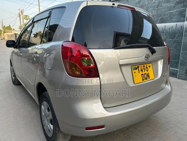 Toyota Corolla Spacio 2002 Silver