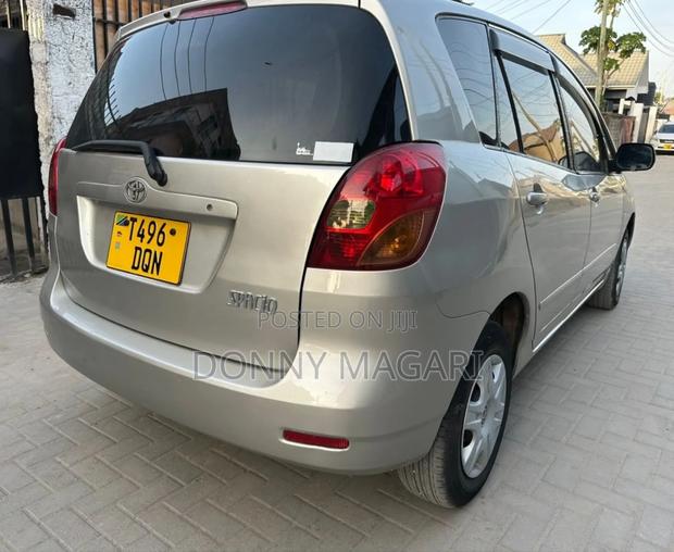 Toyota Corolla Spacio 2002 Silver