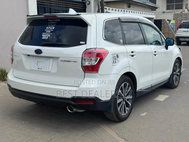 Subaru Forester 2.0XT Premium 4dr SUV AWD (2.0L 4cyl Turbo CVT) 2015