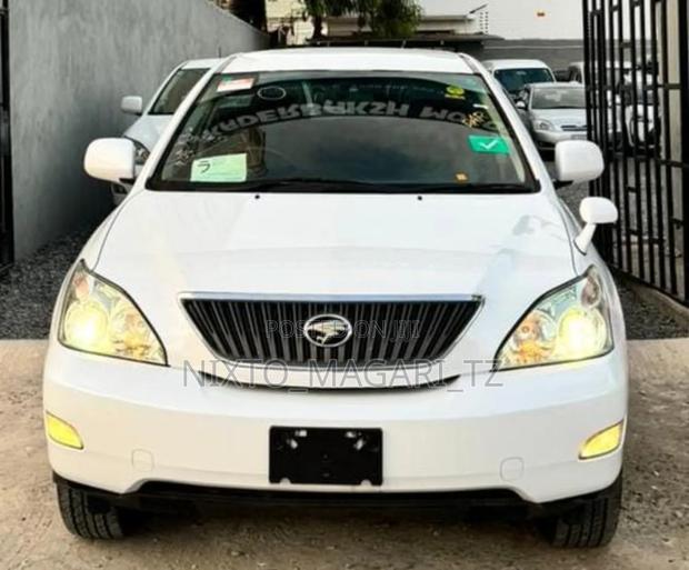 Toyota Harrier 2006 White