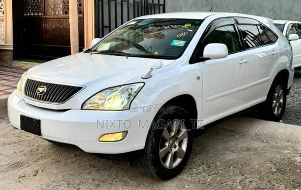 Toyota Harrier 2006 White