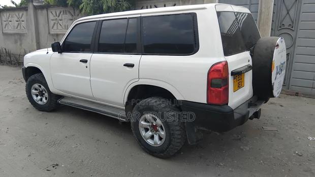 Nissan Patrol 3.0 TD GL 2007 White