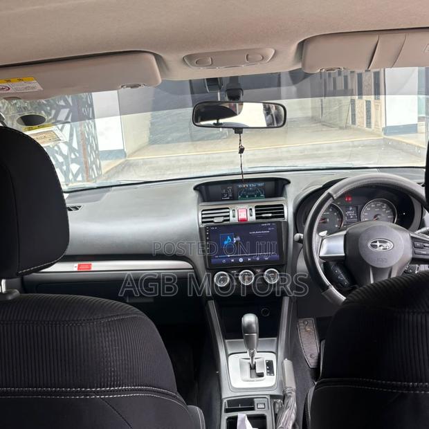 Subaru Impreza 2.0i 5-dr 2013 White