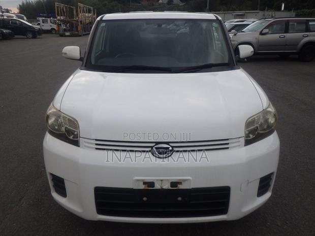 Toyota Corolla Rumion Hatchback 1.5 FWD 2008 White