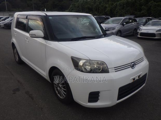 Toyota Corolla Rumion Hatchback 1.5 FWD 2008 White