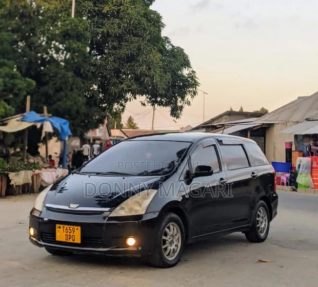 Toyota Wish 2004 Black