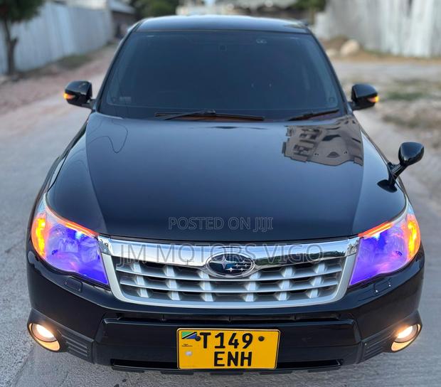 Subaru Forester 2011 Black