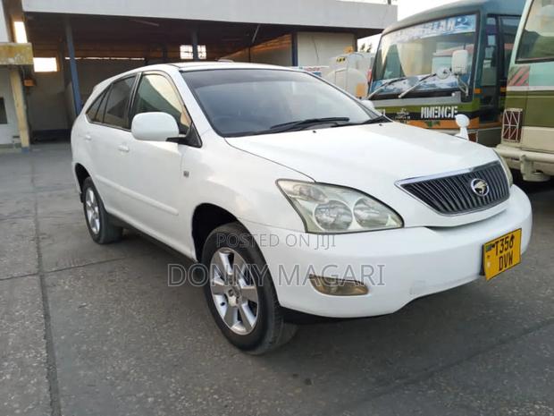Toyota Harrier 2.4 2005 White