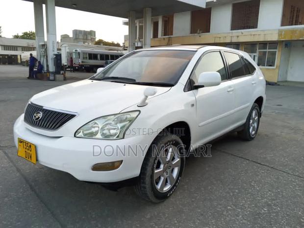 Toyota Harrier 2.4 2005 White