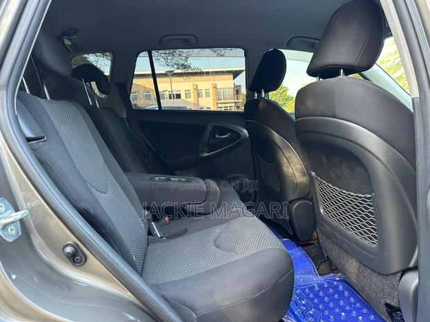 Toyota RAV4 2009 Gray