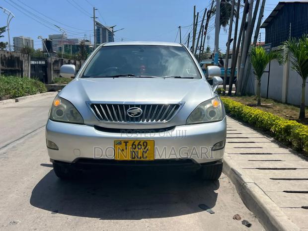 Toyota Harrier 2005 Silver