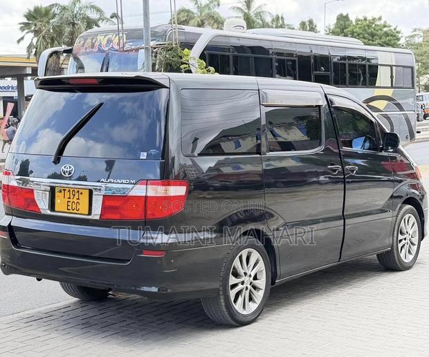 Toyota Alphard 2003 Black