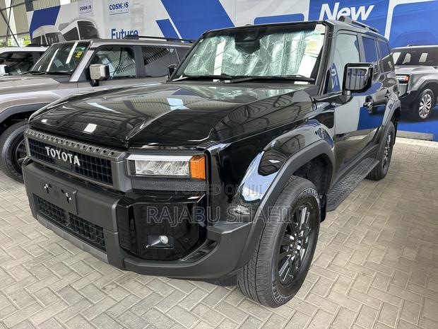New Toyota Land Cruiser Prado 2.7 2024 Black