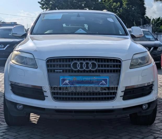 Audi Q7 2008 White