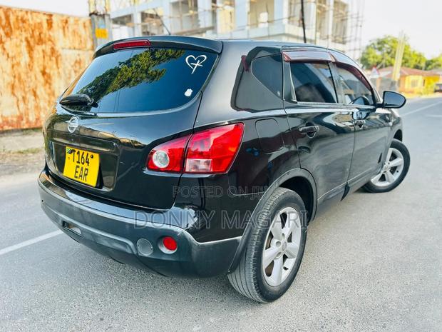 Nissan Dualis 2010 Black