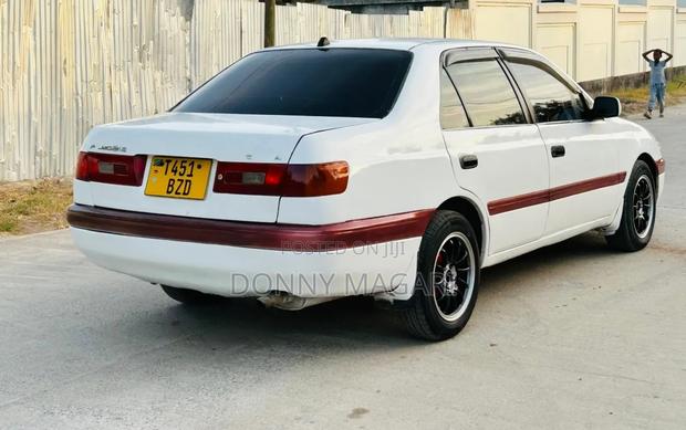 Toyota Premio 1.8 AWD 2001 White