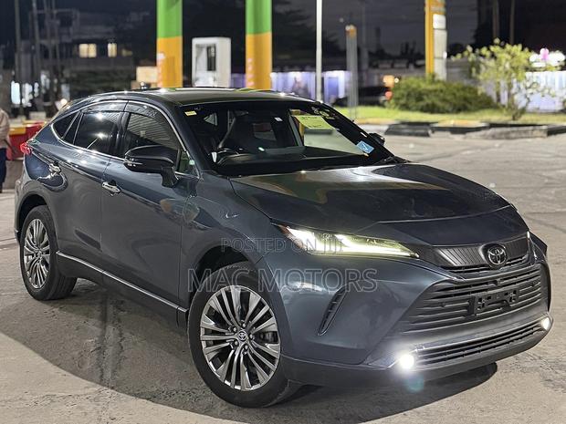 Toyota Harrier 2021 Blue