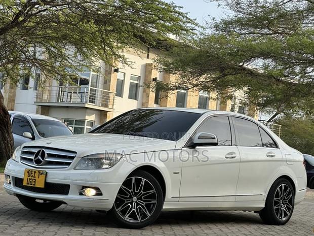 Mercedes-Benz C-Class 2008 White