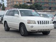 Toyota Kluger 2001 White for sale