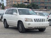 Toyota Kluger 2001 White for sale