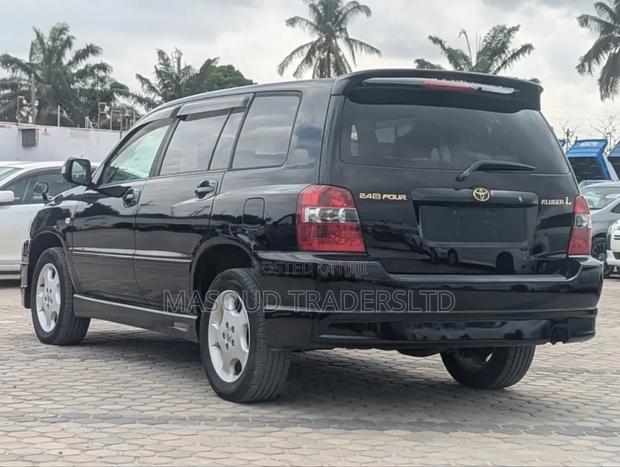 Toyota Kluger 2006 Gray