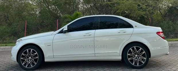 Mercedes-Benz C-Class 2008 White