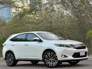 Toyota Harrier 2015 Pearl for sale