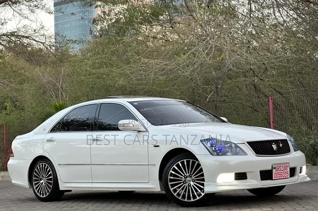 Toyota Crown 2007 Pearl