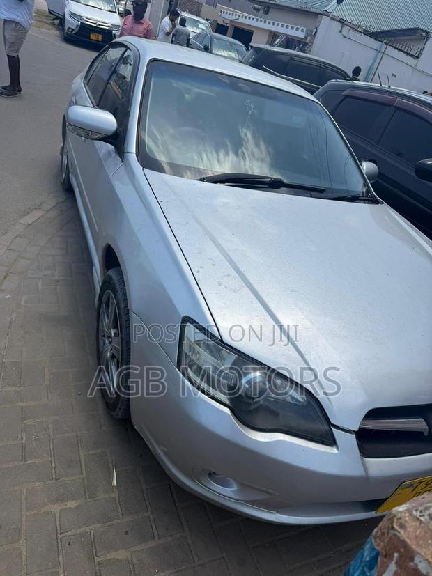 Subaru Legacy 2.0 2005 Silver