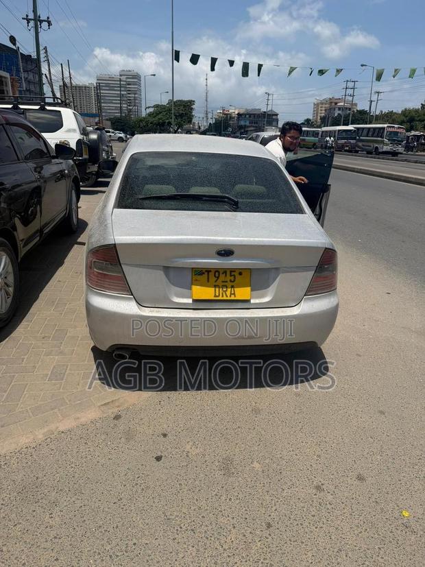 Subaru Legacy 2.0 2005 Silver