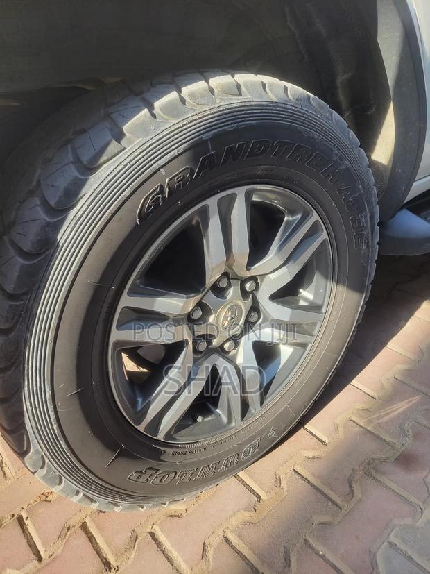 Toyota Fortuner 2.4 D RWD 2022 White