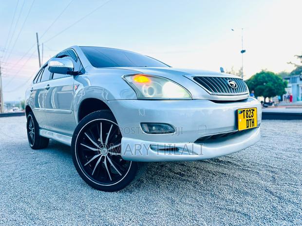 Toyota Harrier 2005 Silver