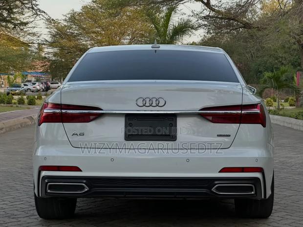 Audi A6 2020 Off white